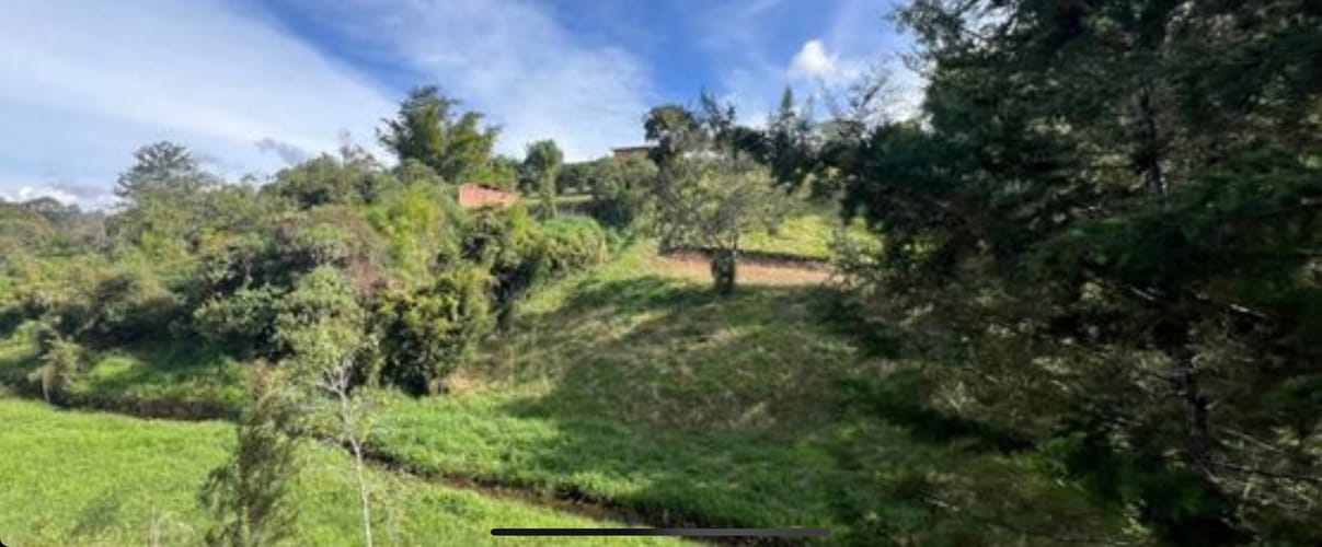 Lote en venta en Quirama, El Carmen de Viboral, 2380 m² · foto 5 de 6
