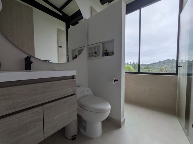 Casa de 3 alcobas en venta en Loma Del Escobero, Envigado, 260 m² · foto 10 de 20