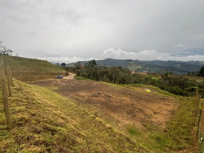 Lote en venta en Canoas, Guarne, 1134 m² · foto 5 de 10