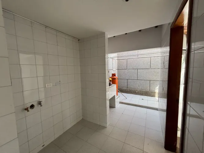 Casa de 4 alcobas en venta en Guayabito, Rionegro · foto 16 de 24