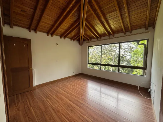 Casa de 4 alcobas en venta en Guayabito, Rionegro · foto 19 de 24