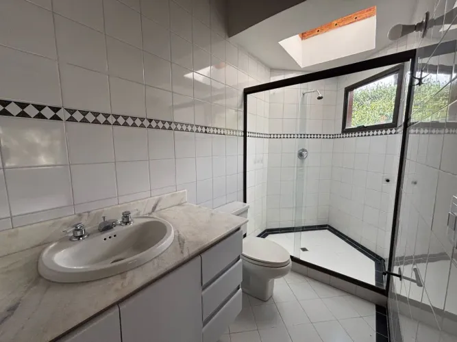 Casa de 4 alcobas en venta en Guayabito, Rionegro · foto 23 de 24