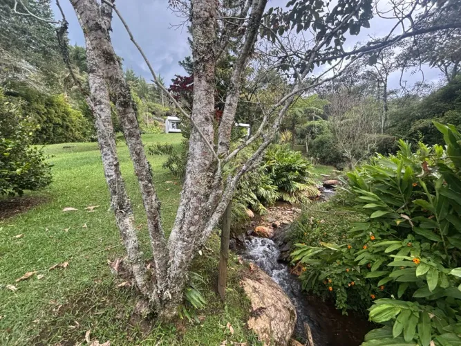 Casa de 6 alcobas en venta en Guayabito, Rionegro · foto 18 de 24