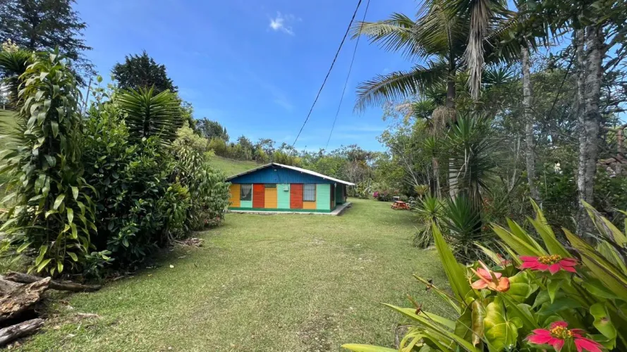 Casa en venta en Guayabito, Rionegro · foto 2 de 4