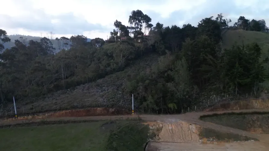 Lote en venta en Guayabito, Rionegro, 7200 m² · foto 2 de 8
