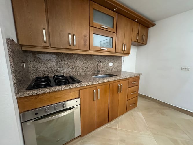 Casa de 3 alcobas en venta en San Jose, Marinilla, 130 m² · foto 3 de 14