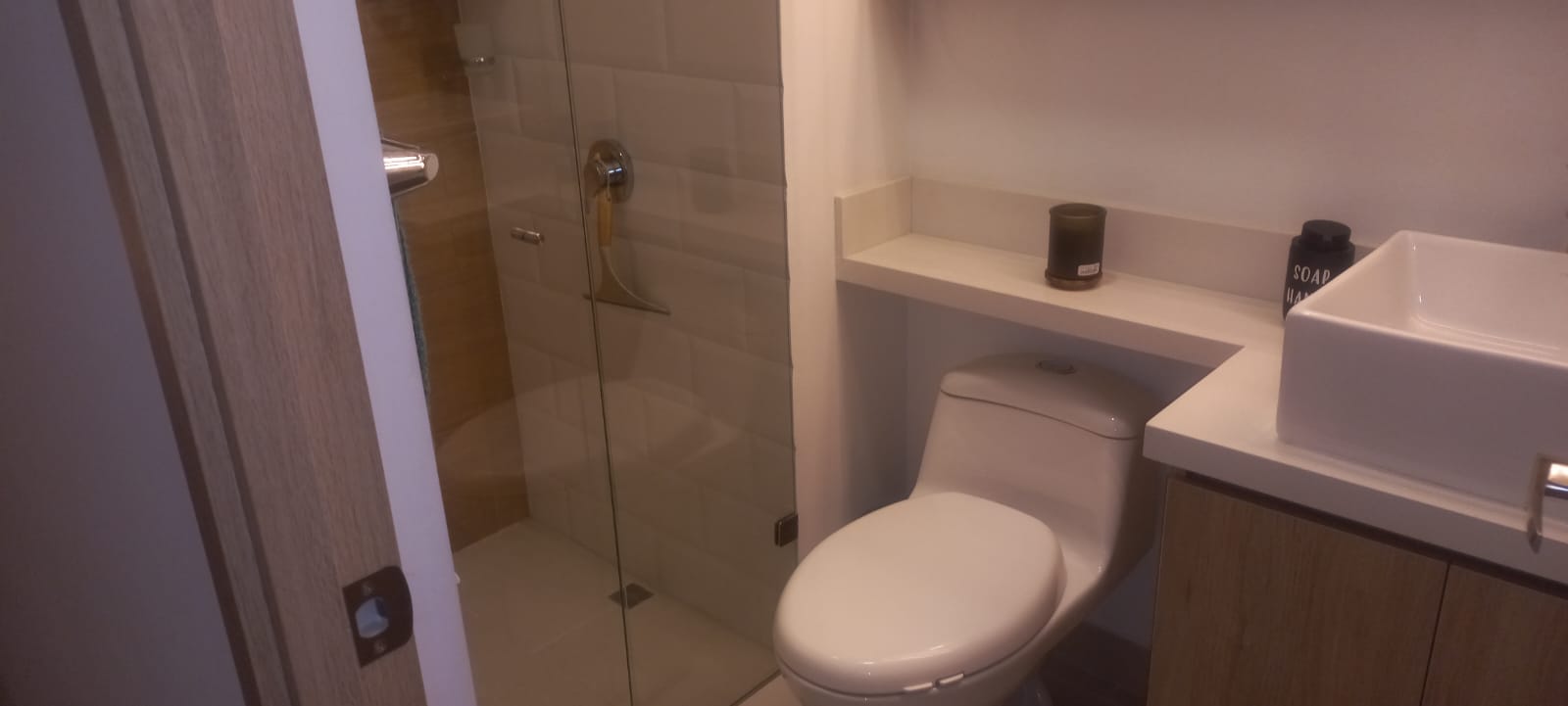Apartamento en arriendo en Laureles, Medellín · foto 10 de 11