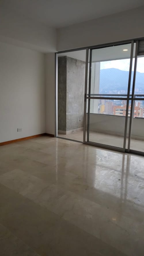Apartamento de 3 alcobas en venta en Las Lomitas, Sabaneta, 93 m² · foto 5 de 24