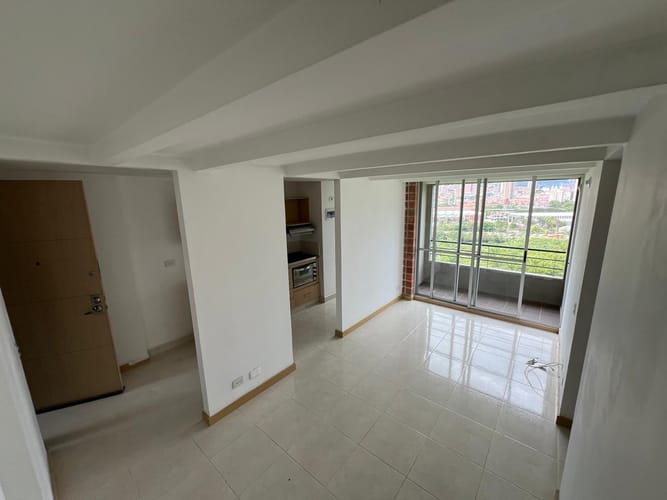 Apartamento de 3 alcobas en venta en Centro, Bello, 62 m² · foto 4 de 11