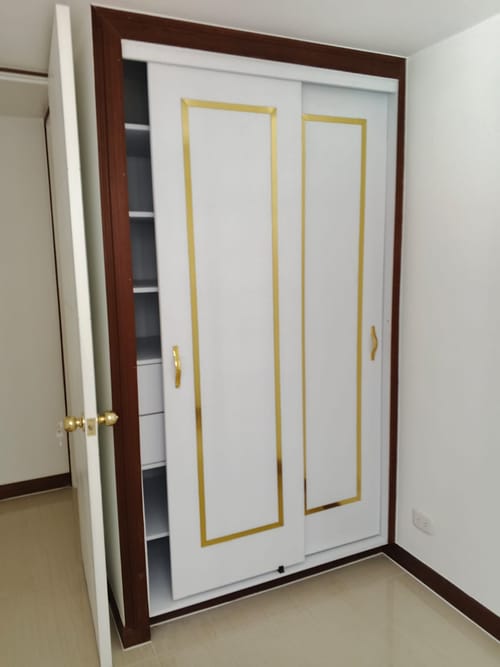 Apartamento de 3 alcobas en venta en Centro, Bello, 57 m² · foto 6 de 10