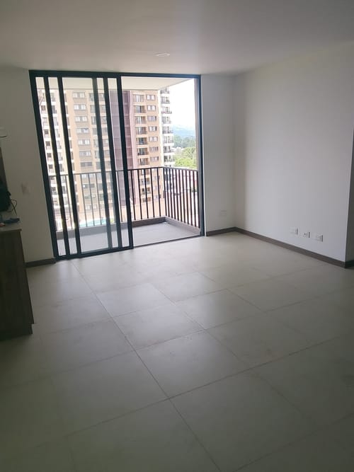 Apartamento de 3 alcobas en venta en El Porvenir, Rionegro, 80 m² · foto 4 de 19