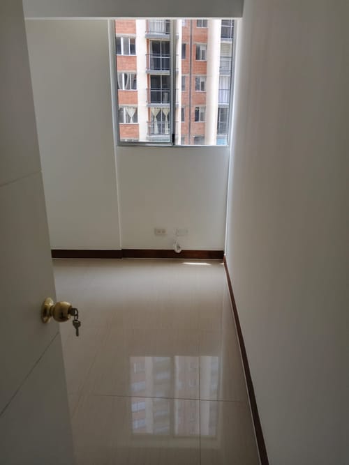 Apartamento de 3 alcobas en venta en Centro, Bello, 57 m² · foto 9 de 10