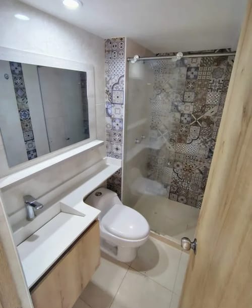 Apartamento de 3 alcobas en venta en Centro, Bello, 82 m² · foto 3 de 12