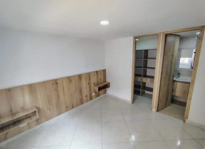 Apartamento de 3 alcobas en venta en Centro, Bello, 82 m² · foto 8 de 12