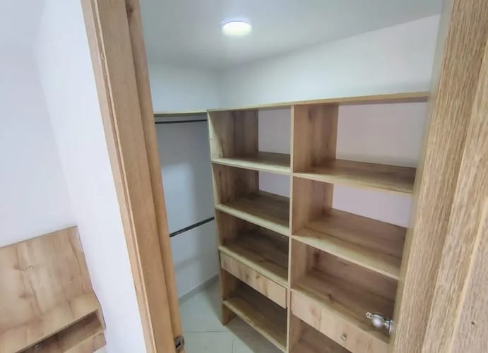 Apartamento de 3 alcobas en venta en Centro, Bello, 82 m² · foto 10 de 12