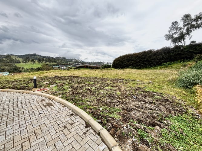 Lote en venta en Vía Las Palmas, Envigado, 2100 m² · foto 2 de 12