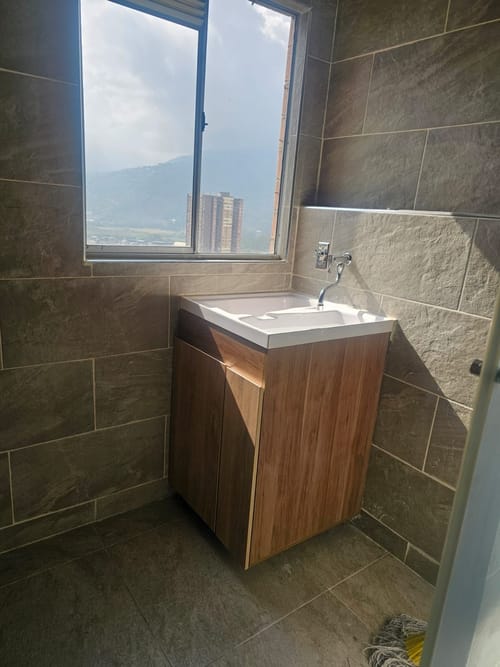 Apartamento de 3 alcobas en venta en Centro, Bello, 89 m² · foto 16 de 21