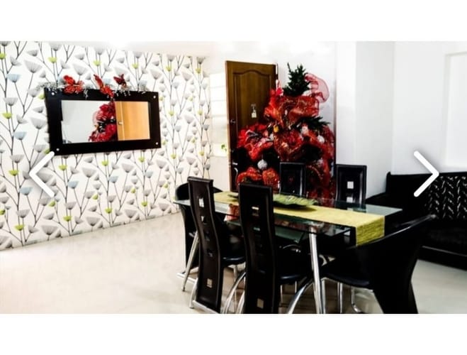 Casa de 13 alcobas en venta en Laureles, Medellín, 327 m² · foto 7 de 21
