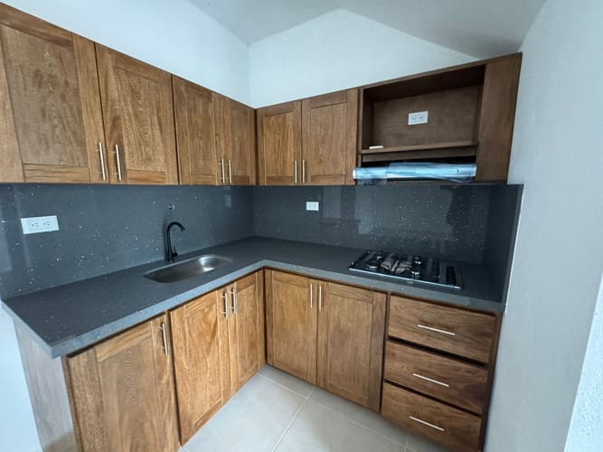 Apartamento de 3 alcobas en venta en El Carmen De Viboral, El Carmen de Viboral, 80 m² · foto 3 de 11