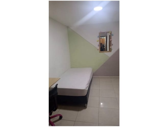 Casa de 13 alcobas en venta en Laureles, Medellín, 327 m² · foto 12 de 21