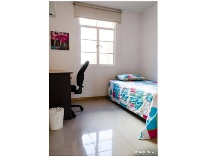 Casa de 13 alcobas en venta en Laureles, Medellín, 327 m² · foto 17 de 21