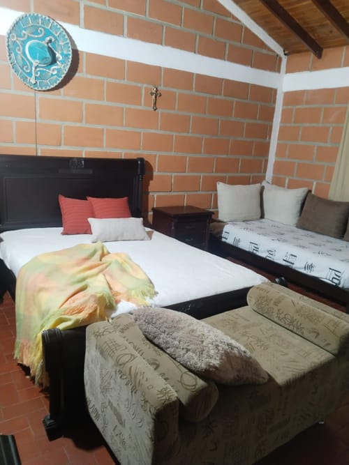 Casa de 3 alcobas en venta en Campo Alegre, Marinilla, 200 m² · foto 11 de 24