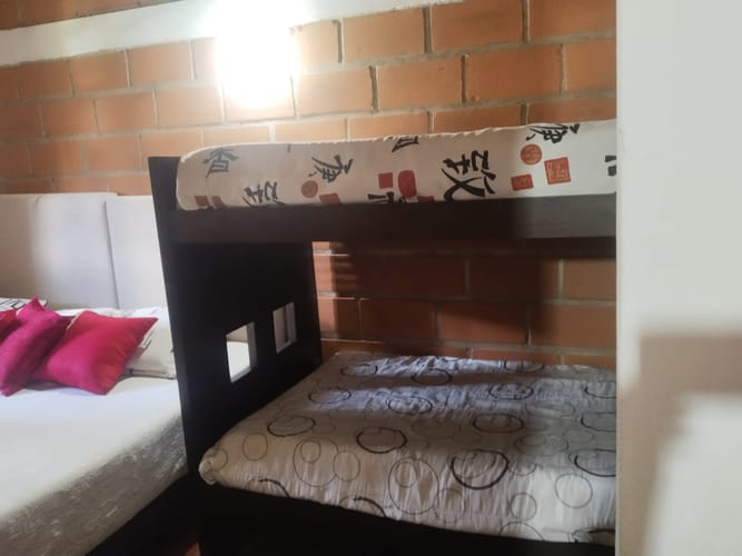 Casa de 3 alcobas en venta en Campo Alegre, Marinilla, 200 m² · foto 13 de 24