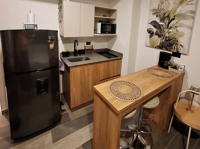Apartaestudio en venta en Florida Nueva, Medellín, 18 m² · foto 2 de 9