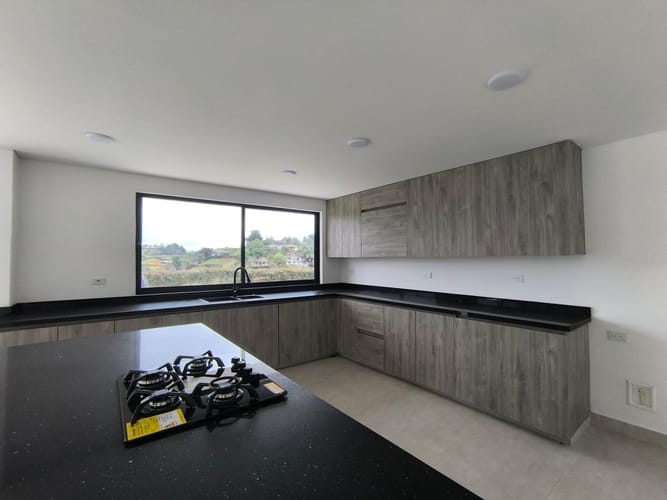 Casa de 4 alcobas en venta en El Carmen de Viboral, 400 m² · foto 4 de 20