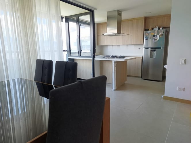 Apartamento en venta en El Poblado, Medellín · foto 8 de 15