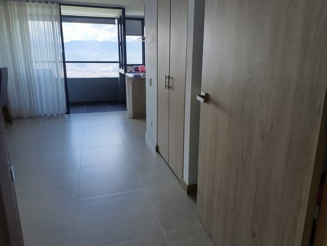 Apartamento en venta en El Poblado, Medellín · foto 11 de 15