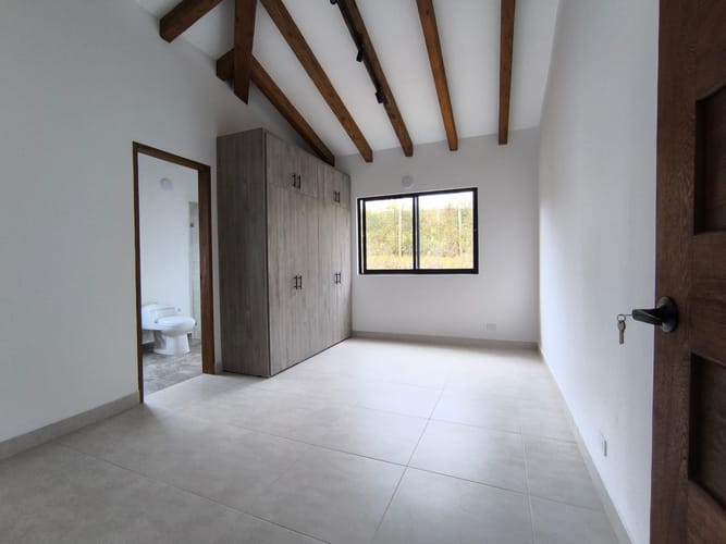 Casa de 4 alcobas en venta en El Carmen de Viboral, 400 m² · foto 16 de 20