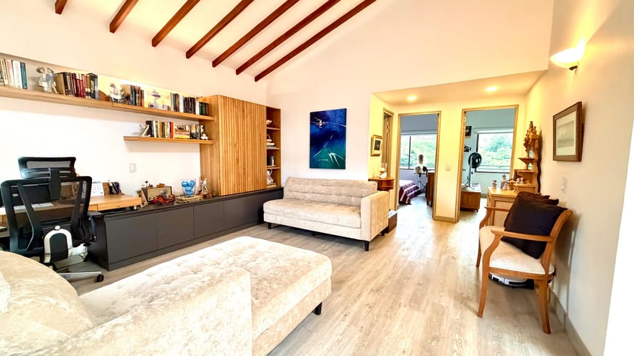 Casa de 3 alcobas en venta en El Retiro, 249 m² · foto 19 de 20