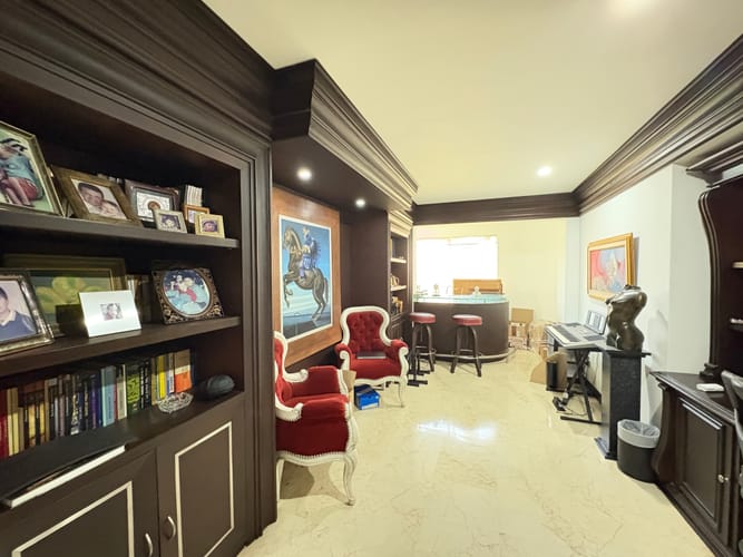 Casa de 4 alcobas en venta en El Poblado, Medellín, 360 m² · foto 13 de 21