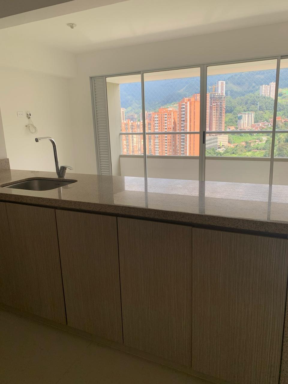 Apartamento en venta en Entreamigos, Sabaneta · foto 4 de 22