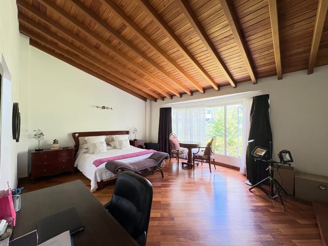 Casa de 4 alcobas en venta en El Poblado, Medellín, 360 m² · foto 17 de 21