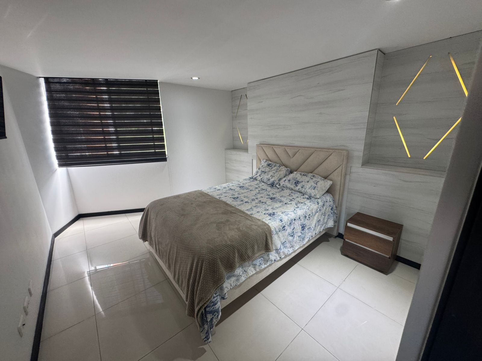 Apartamento en venta en El Poblado, Medellín · foto 8 de 17