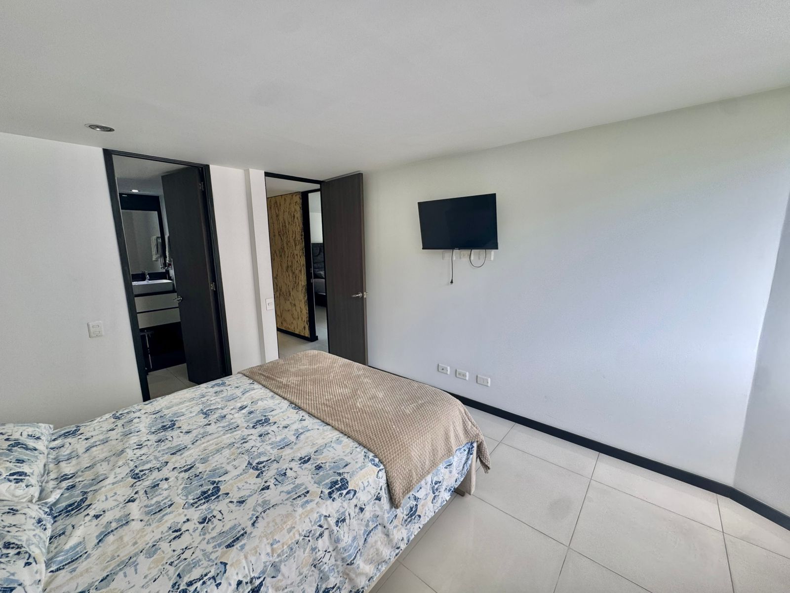 Apartamento en venta en El Poblado, Medellín · foto 11 de 17