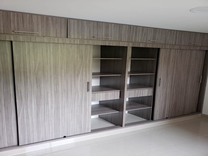 Apartamento de 3 alcobas en venta en Bucaros, Bello, 55 m² · foto 4 de 7