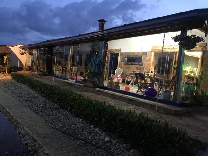 Casa de 4 alcobas en venta en Zarzal Curzao, Copacabana, 1300 m² · foto 7 de 20