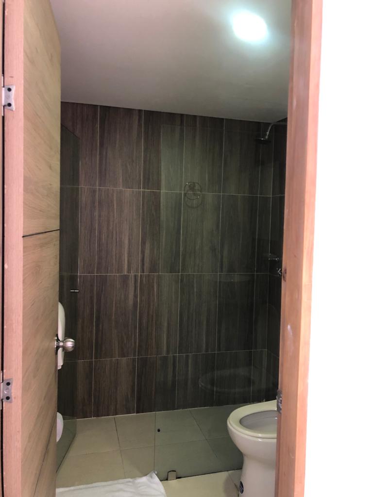 4BR Building in Bolivariana (175 m²) for Sale - 2
