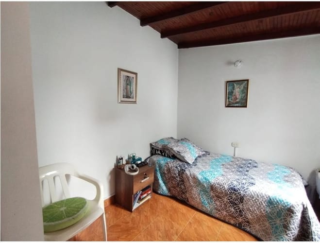 Casa de 6 alcobas en venta en Las Palmas, Medellín, 135 m² · foto 10 de 23