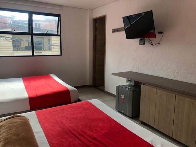 Edificio en venta en Bolivariana, Medellín, 175 m² · foto 11 de 24