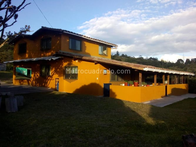 Finca en venta en Santa Elena, Medellín, 7382 m² · foto 5 de 16