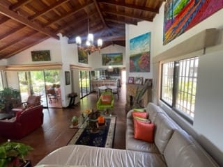 Casa de 4 alcobas en venta en La Ceja · foto 4 de 24
