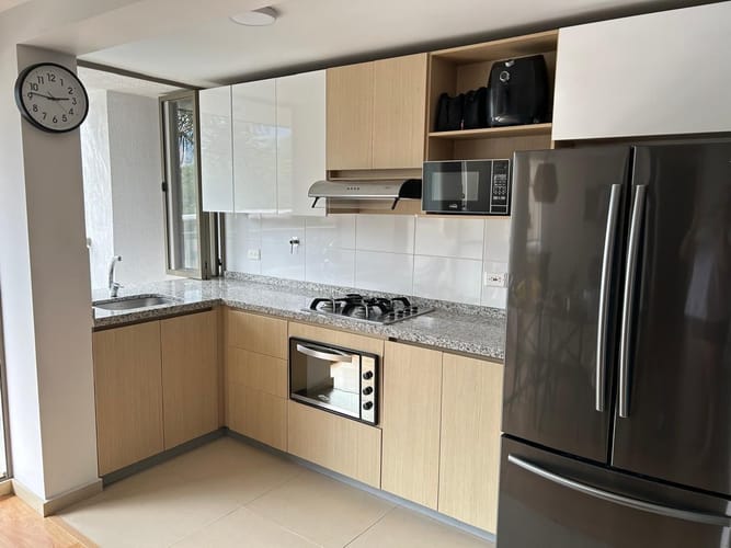 Apartamento de 2 alcobas en venta en Mayorca, Sabaneta, 66 m² · foto 3 de 7