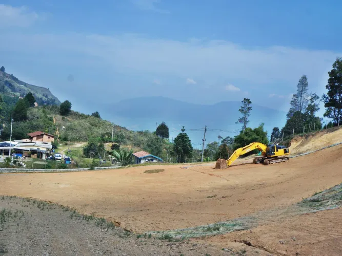 Lote en venta en Alto De La Virgen, Guarne, 36000 m² · foto 4 de 24
