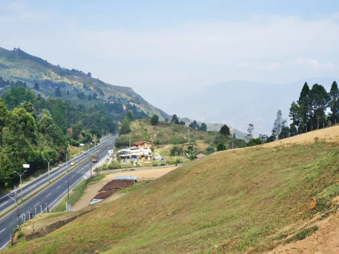 Lote en venta en Alto De La Virgen, Guarne, 36000 m² · foto 9 de 24
