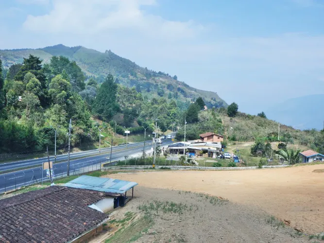 Lote en venta en Alto De La Virgen, Guarne, 36000 m² · foto 20 de 24