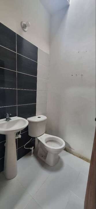 Casa de 4 alcobas en venta en La Ceja, 191 m² · foto 3 de 12